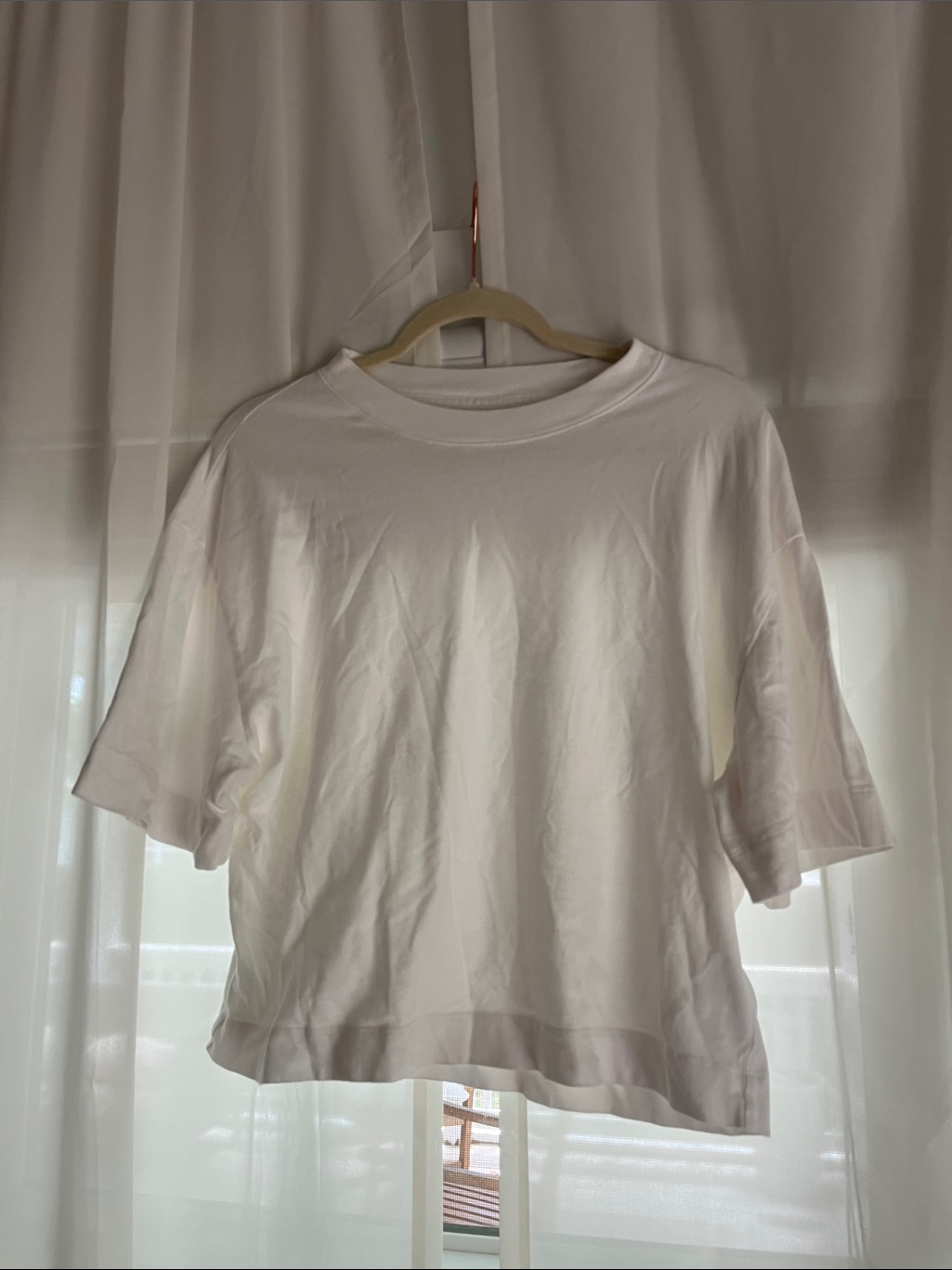 Abercrombie & Fitch White Short Sleeve Crew Tee